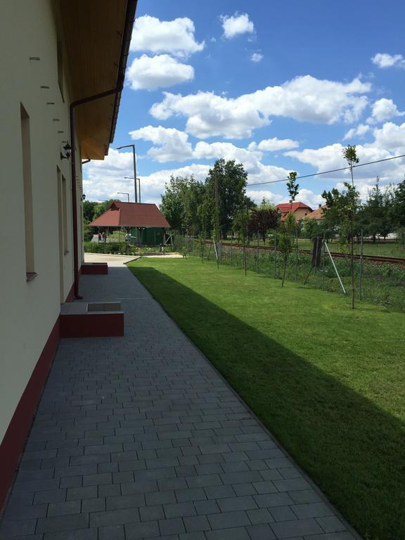 Aqua Thermal Soterapia Es Apartmanhaz Püspökladány 객실 사진